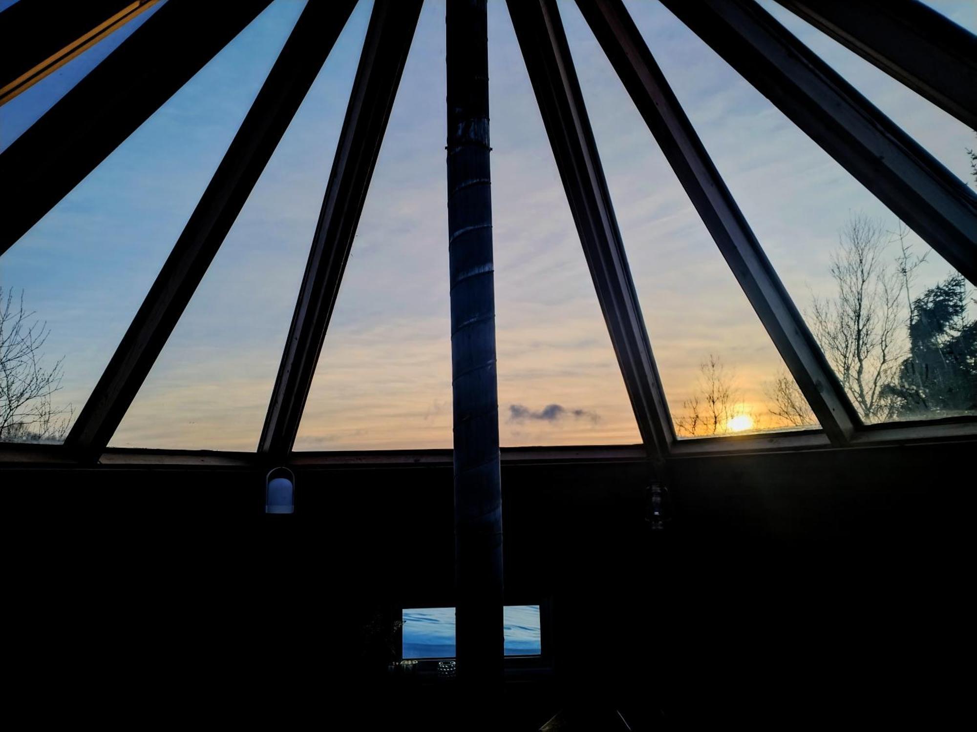 Hessdalen Ufocamp Apartment Vårhus Стая снимка
