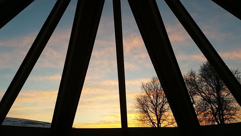 Hessdalen Ufocamp Apartment Vårhus Екстериор снимка